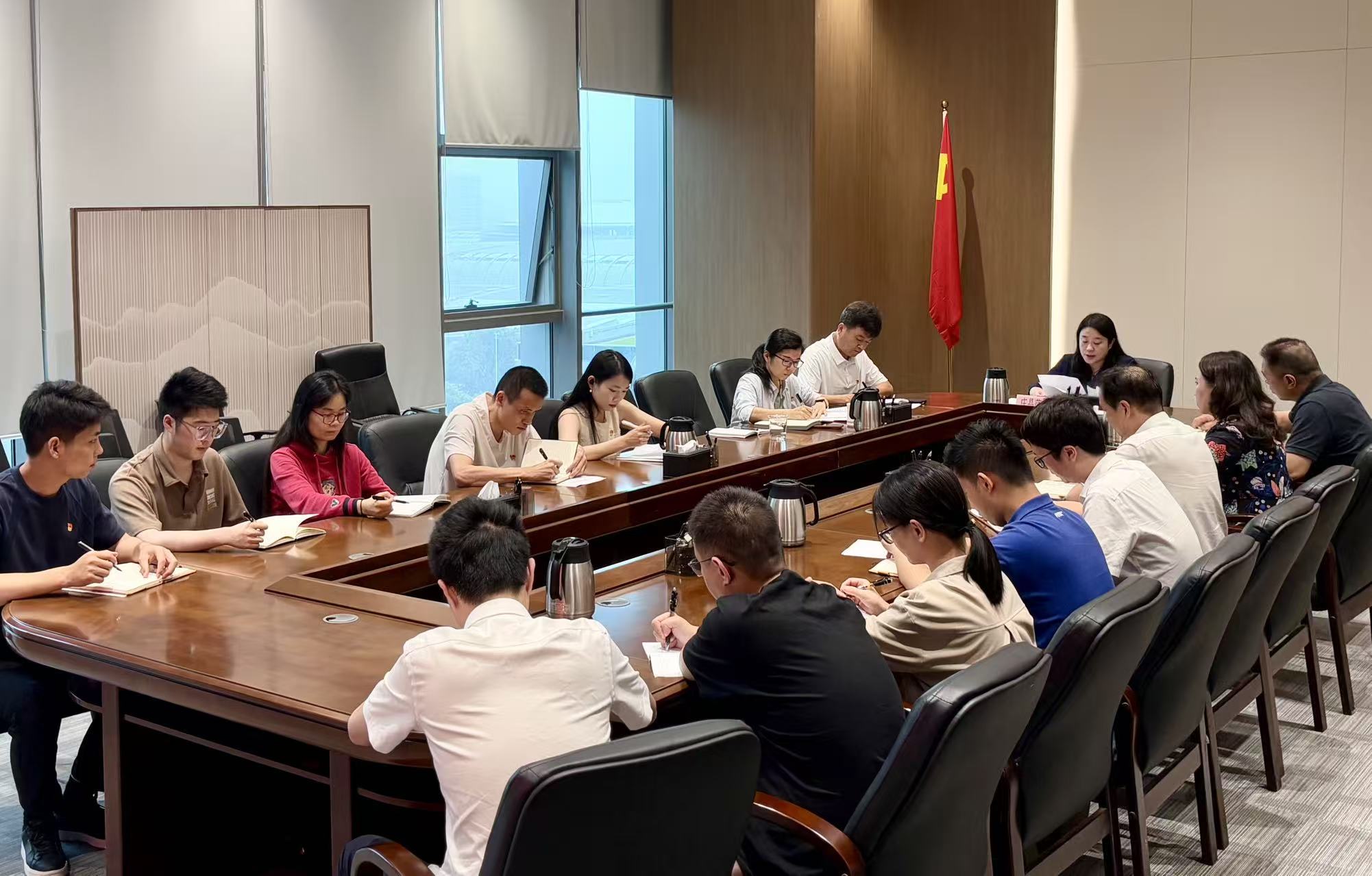 亚洲博彩秘书处开展科级以下党员干部学习贯彻党的二十届四中全会精神培训