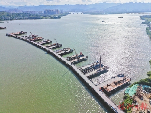 红帆领航通途远 开路先锋筑梦行 红帆领航通途远 开路先锋筑梦行